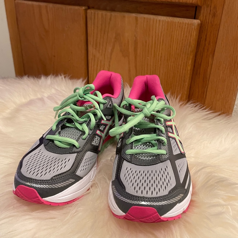ASICS T5H6N Gel Foundation 12 - athletic running track Shoes womens 7.5 D 39